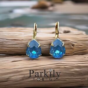 Handcrafted earrings with Swarovski crystal